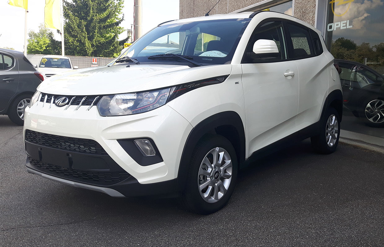 Mahindra Kuv100 Cicognani Autoveicoli Bianca Lato